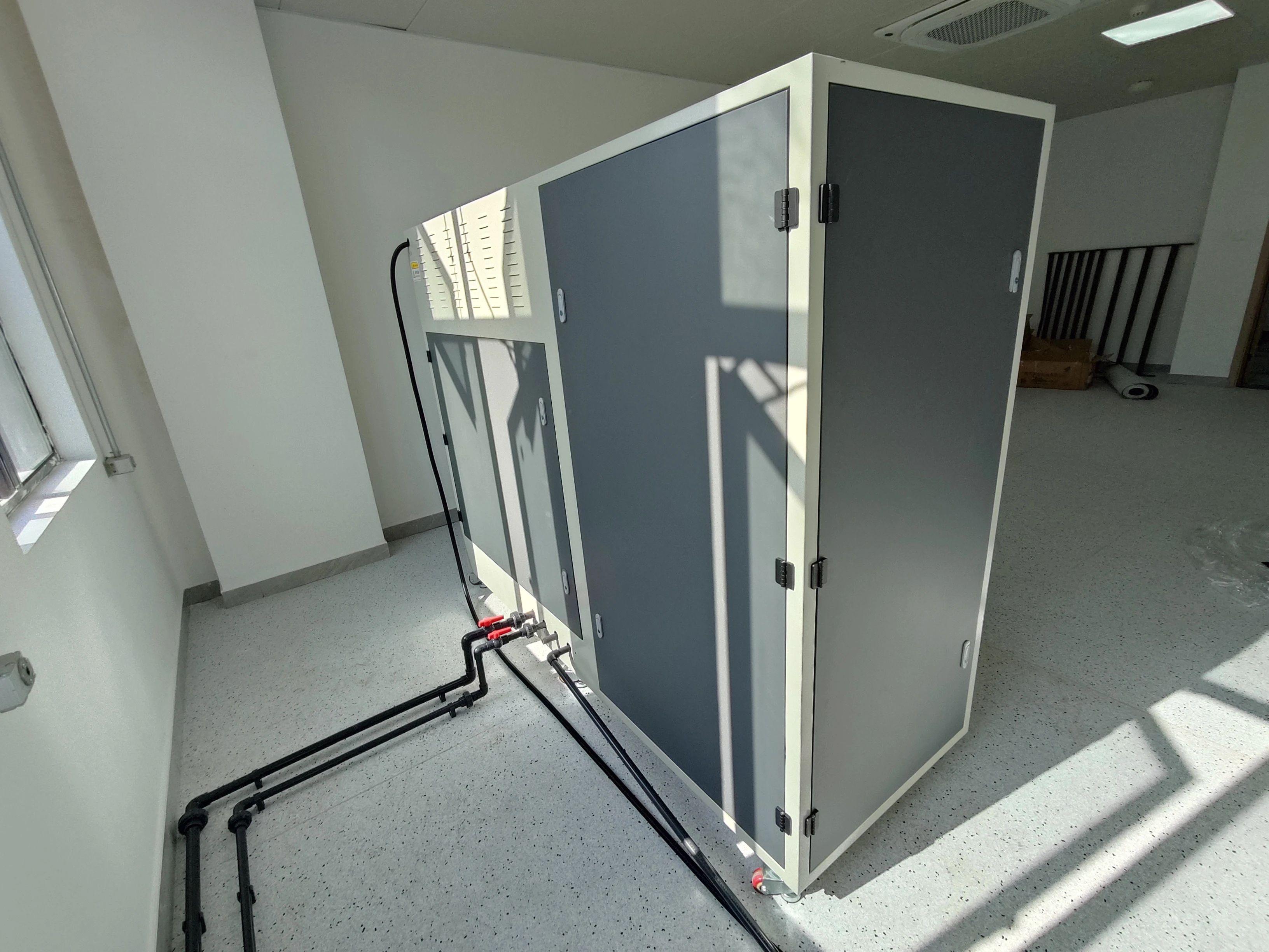 江西豫章師范學院艾柯500L/H中央超純水系統(tǒng)驗收合格交付使用插圖3